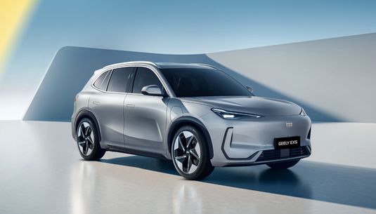 Geely раскрывает комплектации нового электрического кроссовера Geely EX5 для российского рынка